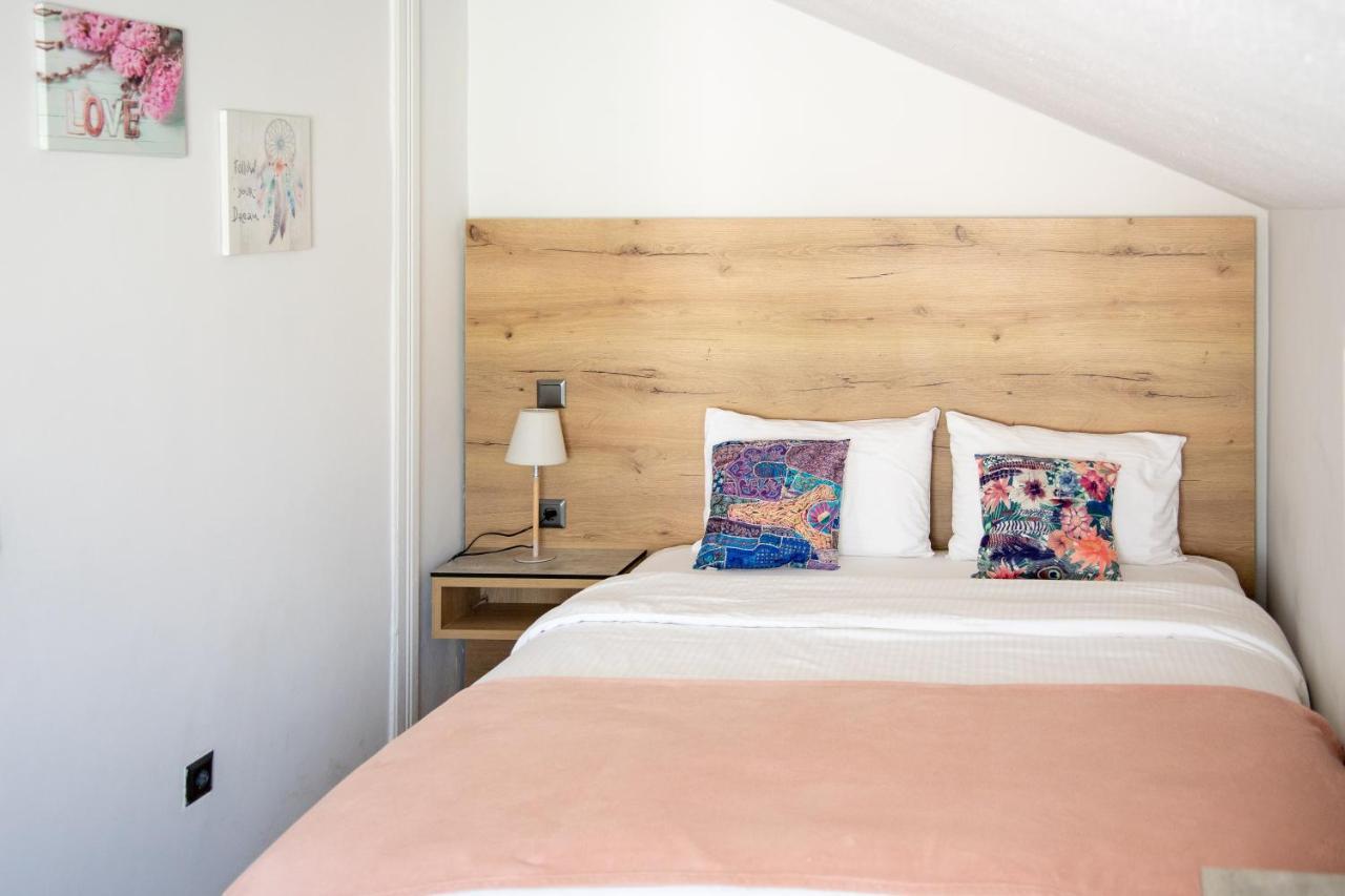 Seven Heaven Premium Suites Солун Екстериор снимка