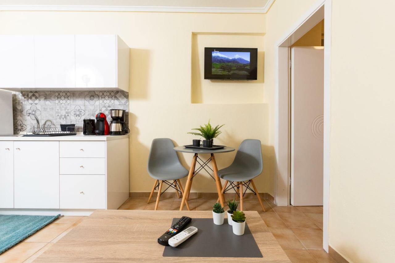 Seven Heaven Premium Suites Солун Екстериор снимка