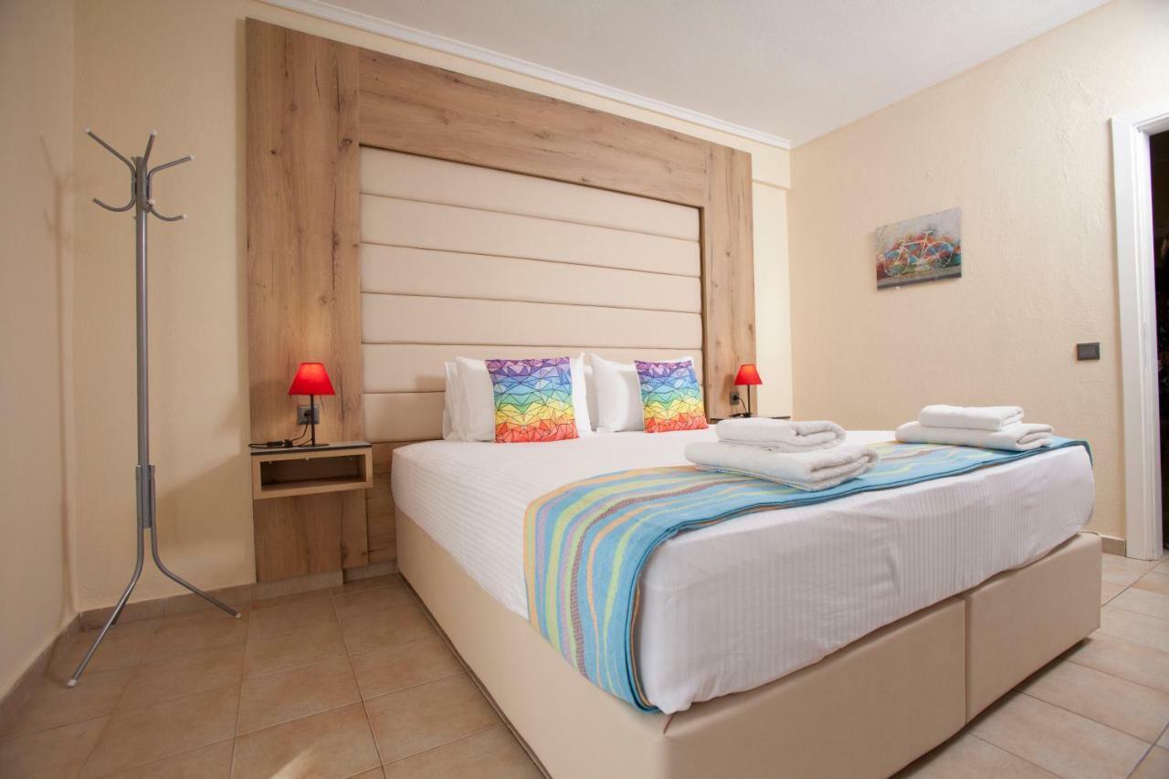 Seven Heaven Premium Suites Солун Екстериор снимка